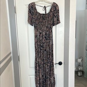 Elegant Black and Pink Women's Maxi